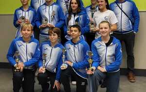 Remise des &quot;Récompenses sportives 2023&quot; par Mr Vély,Maire de Caudan 