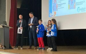 REMISE DES RECOMPENSES SPORTIVES PAR Mr LE MAIRE